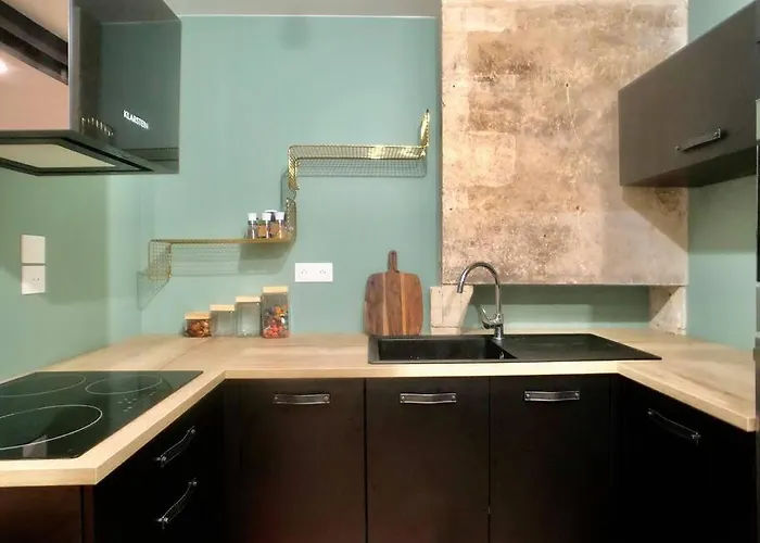 דירה Hello #2 By Melrose באיו