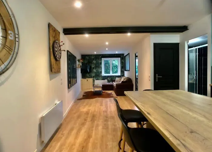 Hello #2 By Melrose דירה *